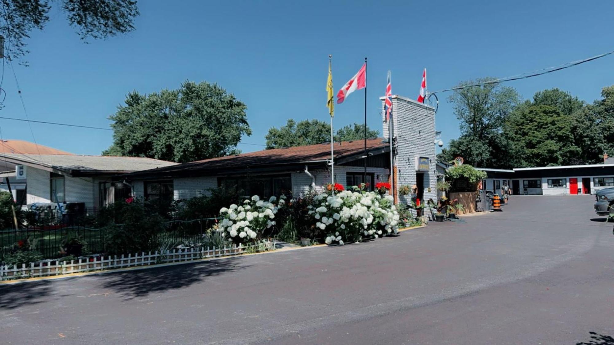 Crestwood Motel Burlington Zewnętrze zdjęcie