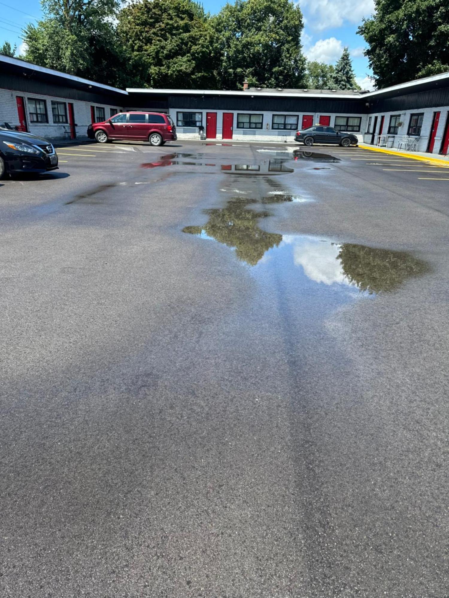 Crestwood Motel Burlington Zewnętrze zdjęcie