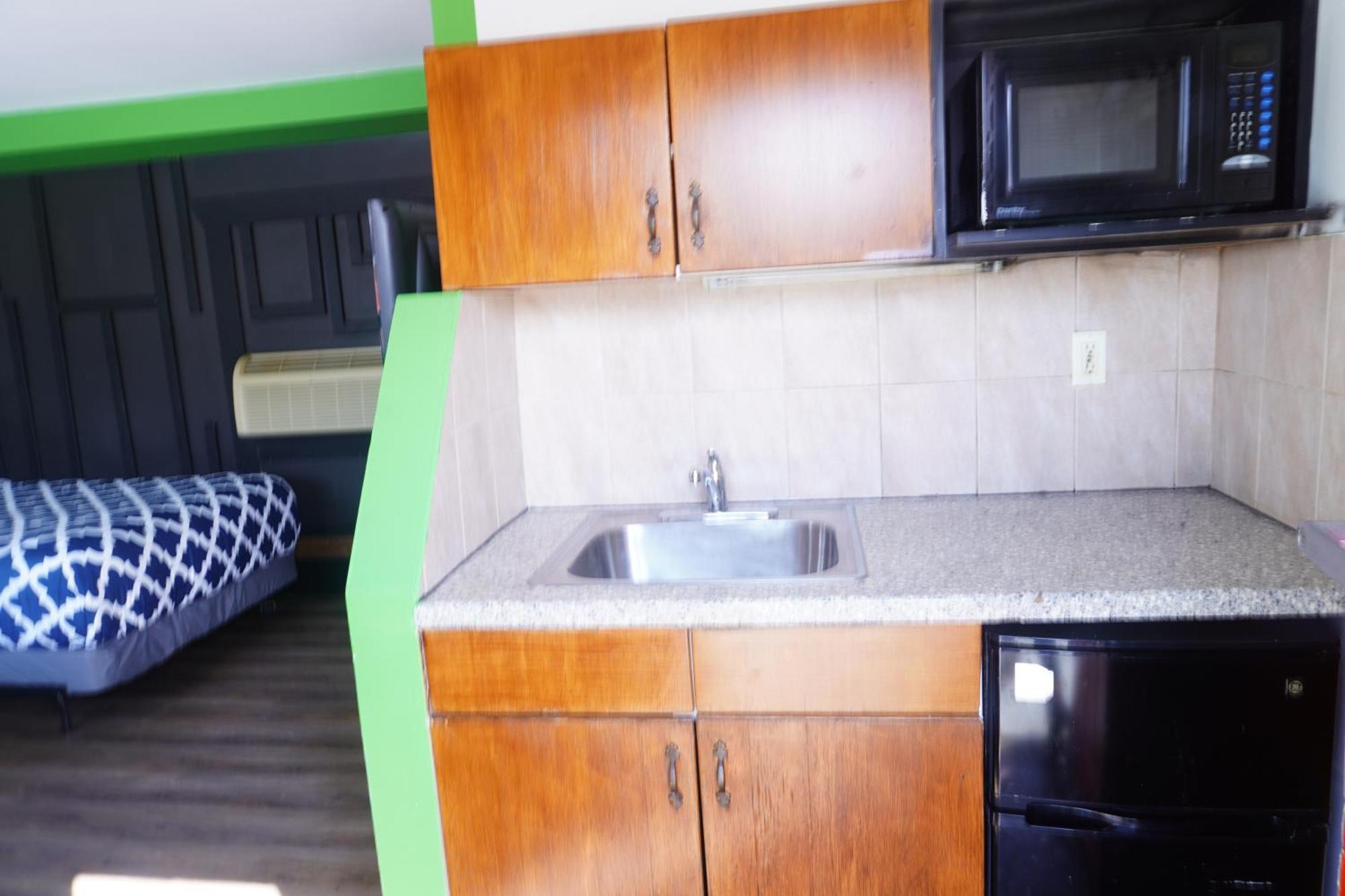 Crestwood Motel Burlington Zewnętrze zdjęcie